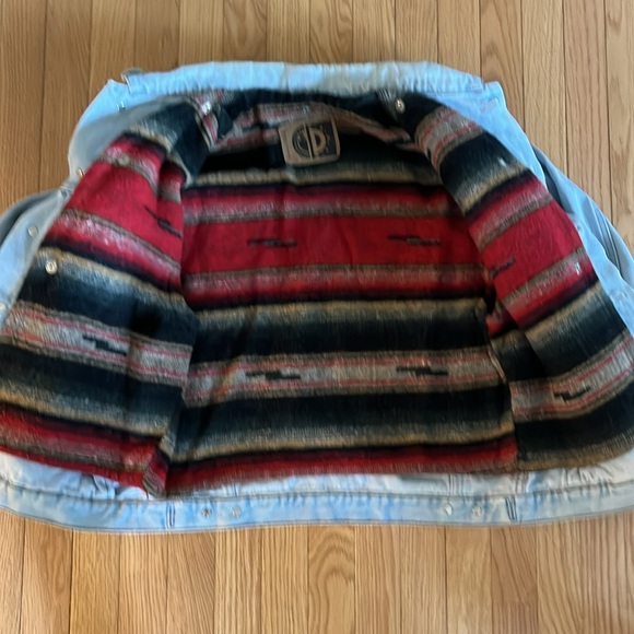 International Denim Blanket Lined Jean Jacket Size Medium - Picture 6 of 12